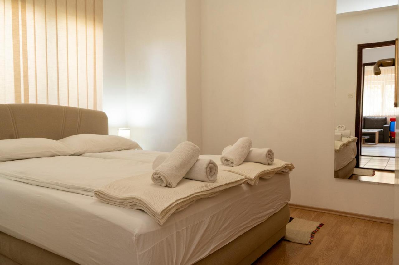 Apartman Curcic クニン エクステリア 写真