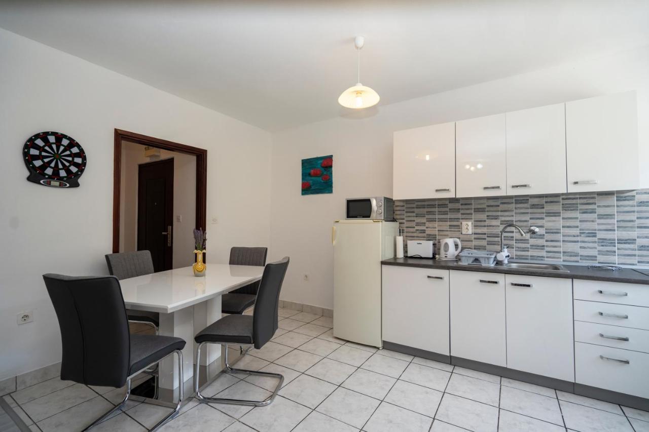 Apartman Curcic クニン エクステリア 写真